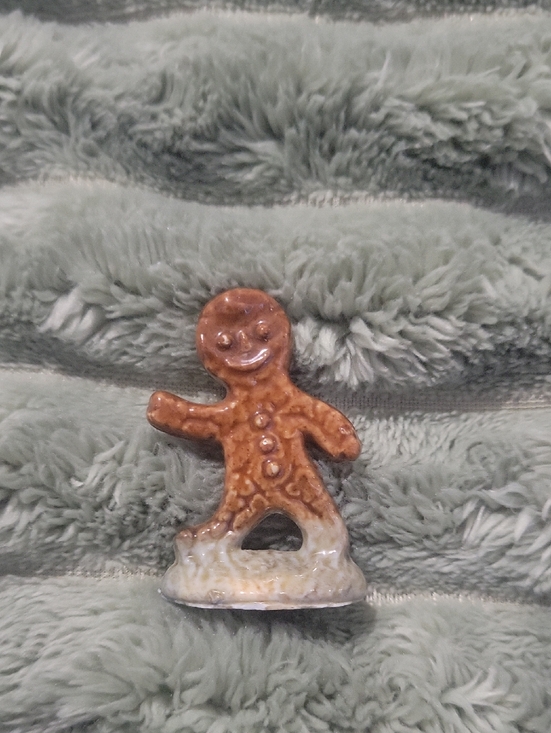 Other - Ceramic Gingerbread Man Figurine - Brown & Cream